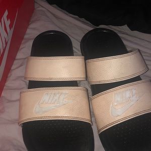 Nike benassi duo slides